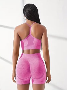 Ensemble de sport deux pièces sans coutures pour l'été : débardeur court côtelé et short de compression froncé effet push-up pour la gym - Product Image 6