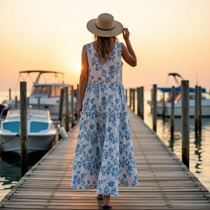 WeekendReady Boho Maxi Dress para mujer ALine Scoop Neck con sensación ligera para viajar y Nature White Blue vines print - Product Image 1