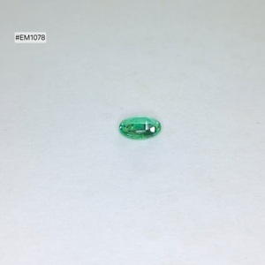 Émeraude ovale zambienne de qualité 3A, pierre précieuse en vrac, 0,58 ct, pierre verte riche, taille 7,00x5,10x3,00 mm, pour la fabrication de bijoux personnalisés - Product Image 4