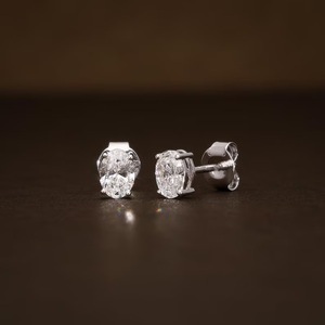 Boucles d'oreilles solitaires ovales en diamant créé en laboratoire, poids total de 0,77 carat, diamants certifiés E-F VVS2, bijoux élégants pour femmes - Product Image 1