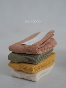 Chaussettes antidérapantes en mélange de coton Peekaboo pour bébés, enfants et adultes – Dalgona, Creamy, Angbutter - Product Image 4