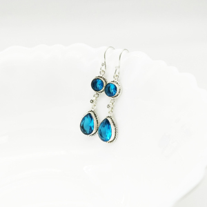 Pendientes Colgantes de Plata de Ley 925 con Topacio Azul Oxidado |   Pendientes de Topacio Azul Estilo Vintage |   Joyería de Plata al por Mayor - Product Image 6
