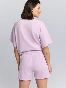 Ensemble T-shirt et short pour femme, coton premium, tenue d'été, fabrication sur mesure OEM, vêtements décontractés de haute qualité pour femme - Product Image 3