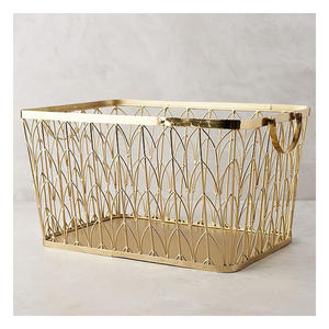 Cesta para Frutas de Hierro de Calidad con Superficie con Recubrimiento en Polvo para Mesa de Comedor y Encimera de Cocina - Product Image 1