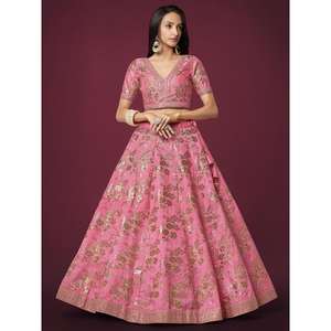 Atractiva ropa de recepción de seda flameada con lentejuelas rosas Lehenga Choli - Product Image 5