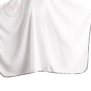 IMANS ENTERPRISES Capa de Barbero Blanca de Poliéster Resistente al Agua con Logotipo Impreso - Product Image 4