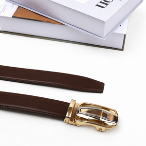 Ceinture en cuir de vachette pour homme sur mesure avec boucle automatique 24 mm Noir Marron Business Dress OEM - Product Image 4