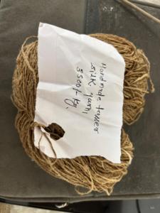 ไหมทัสซาห์ กิชชา 100% ไหมดิบ ทอมือ สำหรับทอผ้า ถักนิตติ้ง และงานฝีมือ - Product Image 3
