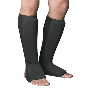 Espinilleras de Boxeo Unisex Personalizadas Rojas y Blancas de Cuero PU Ecológico de Cintura Alta, Equipo de Protección de 1.2M de Largo para Artes Marciales - Product Image 1