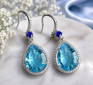 Boucles d'oreilles pendantes de luxe TASBIYA GEMS en argent sterling 925 plaqué rhodium, saphir topaze bleue naturelle avec diamant naturel taille unique - Product Image 1