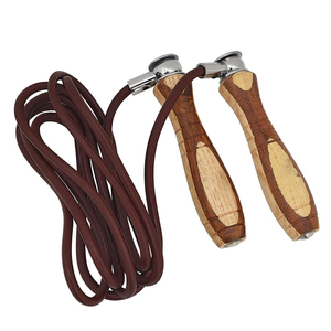 Cuerda de Saltar de Boxeo de Alta Calidad con Mango de Madera y Cuero, Portátil, Longitud Ajustable para el Hogar y el Gimnasio - Product Image 3