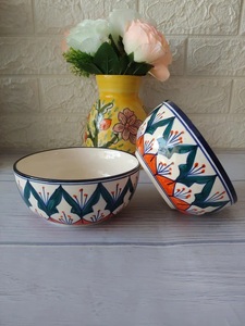 Tazón de Cerámica Hecho a Mano con Motivo de Hojas Mediterráneas, Acabado Brillante para una Decoración Moderna y Refinada - Product Image 3