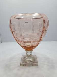 Jarrón de cristal moderno con cuenco dorado acanalado y base cuadrada, decoración artística para mesa - Product Image 3