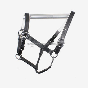 Cabestro de Cuero para Caballo Hecho a Mano, Resistente y Duradero, en Cuero Genuino Negro o Marrón con Acolchado Suave en el Cuello y la Nariz - Product Image 6