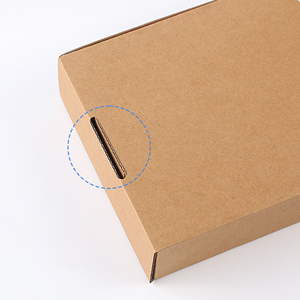 Caja de Cartón Corrugado Reciclable y Sostenible, Impresión CMYK en Negro Mate, Personalizada con Pantone, con Revestimiento a Base de Agua - Product Image 5