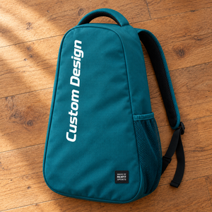 Sac à dos personnalisé pour raquette de squash avec logo imprimé, bretelles rembourrées, poche latérale en mesh et fermeture éclair robuste, sac de transport sportif - Product Image 3