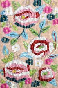 Magnifique sac fourre-tout brodé à la main avec des motifs floraux uniques et des motifs décoratifs ethniques élégants - Product Image 2