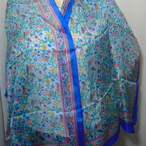 Bufanda Larga de Seda de Alta Calidad con Diseño Paisley Indio, Accesorio de Moda Perfecto para Fiestas, Ideal para Vestimenta Elegante y con Estilo - Product Image 5