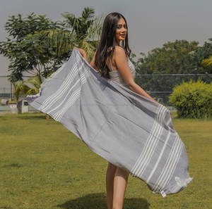 Toallas de Playa VIP de 250 g/m², Súper Suaves y Absorbentes, Toallas de Piscina Personalizadas para Hoteles, Proveedor OEM, Venta al por Mayor - Product Image 1