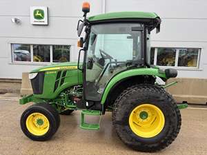 Tractor Utilitario John Deere 4066R, 66HP, 4WD, Diésel, Transmisión Hidrostática, Listo para Retroexcavadora, Mantenimiento de Propiedades Agrícolas, Tareas Pesadas - Product Image 2