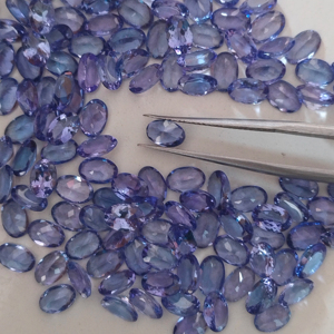 Tanzanita Azul Natural, Corte Ovalado de 6x4MM, Gema Suelta de la Mejor Calidad para Joyería, Gemas de Red Mountain - Product Image 1