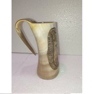 Chope à bière artisanale 100 % corne de buffle naturelle, forme cloche gaufrée, qualité supérieure, vente en gros pour l'exportation, corne à boire style Viking - Product Image 2