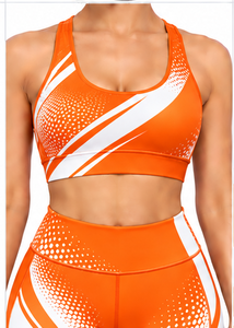Ensemble de yoga pour femme imprimé léopard : Soutien-gorge de sport et short cycliste taille haute – Tenue d'entraînement personnalisée pour Pilates, gym, fitness – Vêtements de sport respirants - Product Image 5