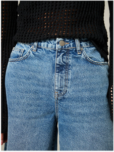 Nuevos pantalones cortos de mezclilla personalizados para mujer, de cintura alta, cómodos, transpirables, de secado rápido, estilo urbano, precio de fábrica. - Product Image 3