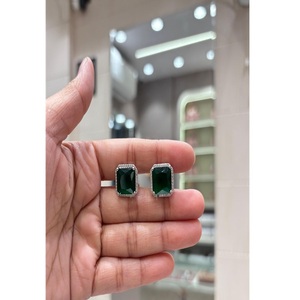 Boucles d'oreilles pendantes élégantes en laiton plaqué argent de haute qualité avec zircon, design tendance pour femme, idéales pour mariage et soirée, style mode - Product Image 1