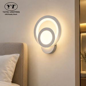 โคมไฟติดผนัง LED 7W ดีไซน์ทันสมัย พร้อมโครงเหล็กและตัวกระจายแสงอะคริลิก สำหรับห้องนอน โรงแรม ทางเดิน ห้องนั่งเล่น ตกแต่งภายใน - Product Image 1