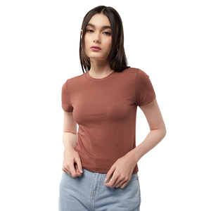 Top Corto de Mujer de Alta Calidad, Nuevo y Elegante, Transpirable, Diseño Único, Venta al Por Mayor, Top Corto de Mujer para Venta en Línea - Product Image 3