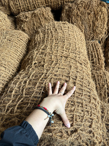 COCO COIR Malla de Fibra de Coco Natural para Control de Erosión, Biodegradable, para Protección de Taludes y Paisajismo de Riberas - Product Image 2