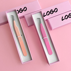 Pince à épiler pour extensions de cils fabriquée au Pakistan avec logo personnalisé imprimé pour cils à pointe incurvée - Product Image 4