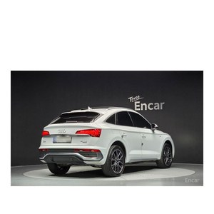 Audi Q5 40 TDI Quattro Premium Sportback 2022, 37,038 km, Diésel, Asientos de Cuero, Cámara Trasera, Volante a la Izquierda - Product Image 2