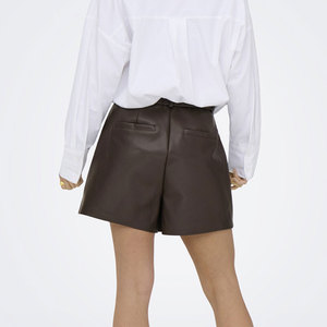 Shorts de Cuero Genuino de Alta Calidad para Mujer, Nueva Llegada, Ropa de Moda para Exteriores, Shorts de Cuero de Color Sólido para Mujer - Product Image 2
