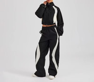 <b>Lightweight</b> Windbreaker Zipper <b>Jacket</b> and Pant Set Ladies Tracksuit <b>Women</b> Wholesale Custom Waterproof Nylon Tracksuit - Product Image 3