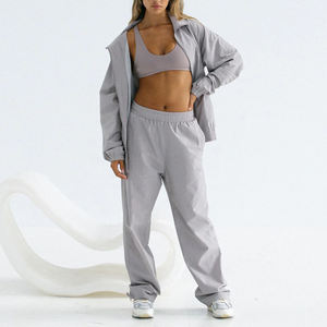 Survêtements coupe-vent en nylon de haute qualité, design personnalisé, couleur contrastée, pour femmes. - Product Image 1