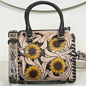 Bolso de Mano Pequeño de Cuero Vacuno de Alta Calidad, Hecho a Mano, para Mujer, Ideal para Gimnasio, Fin de Semana, Viajes y Equipaje - Product Image 4