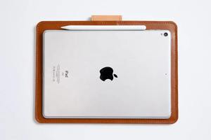 Funda de Piel Auténtica para Portátil, Estilo Vintage, con Logotipo Personalizado al por Mayor, Duradera, para MacBook Air Pro de 13 Pulgadas LS-0220 - Product Image 3