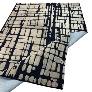 Tapis en laine tufté à la main à motif ondulé organique moderne, à poils coupés et bouclés haute densité, tapis abstrait sculpté, rouge - Product Image 4