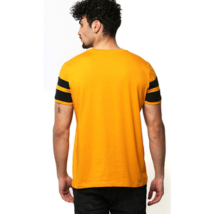 Camiseta de Manga Corta Amarilla para Hombre con Ribete en Contraste de Rayas Negras, Cuello Redondo, Top Informal de Punto - Product Image 3