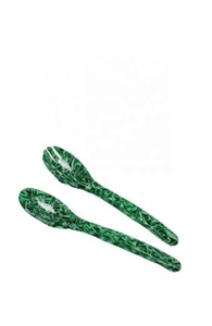 Ensemble de cuillères à salade personnalisées en résine Aqua, lavables au lave-vaisselle, écologiques, fabriquées à la main - Product Image 3