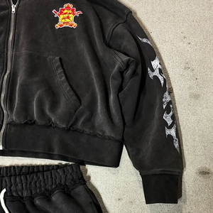 Sweat à capuche d'hiver pour homme, personnalisé OEM, décontracté, effet vieilli, légèrement délavé, vintage, avec manches côtelées imprimées et strass brodés - Product Image 2