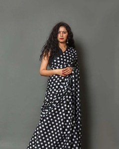 Sari Tradicional KV con Estampado de Polka para Mujer, de Algodón Puro, Reversible, para Bodas y Fiestas Otoñales en India (Negro), Sin Arrugas, de Secado Rápido - Product Image 6
