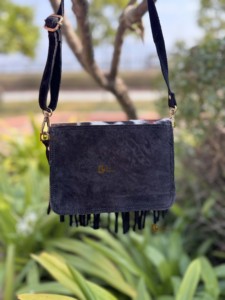 Bolso con flecos de cuero de gamuza Bolso bandolera de cuero para ocultar el pelo Bolsos elegantes Bolsos únicos de alta calidad para mujeres - Product Image 4