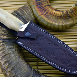 มีดล่าสัตว์แบบ Heavy Duty สำหรับการเอาชีวิตรอด ใบมีดแบบ Fixed Blade พร้อมปลอกมีด สำหรับตั้งแคมป์ เดินป่า และกิจกรรมกลางแจ้ง อุปกรณ์ผจญภัยคุณภาพจากผู้ผลิต - Product Image 6