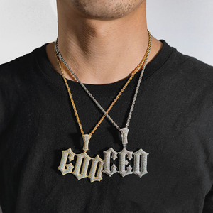 Pendentif Moissanite Lettre GOD en Argent 925, Collier Prénom Gothique Sertie de Pierres, Finition Dorée - Product Image 4