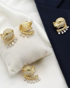 Atractivo y Elegante Broche de Perlas Doradas con Circonitas, Pin de Solapa, Joyería para Mujeres y Hombres - Product Image 2
