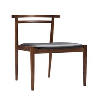 Chaise Moderne 017 en Bois Massif avec Assise Rembourrée, Mobilier Professionnel