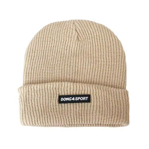 Gorro de algodón al por mayor con estampado digital de rayas 3D, gorro de invierno de diseño moderno, cálido para otoño e invierno, con puño. - Product Image 3